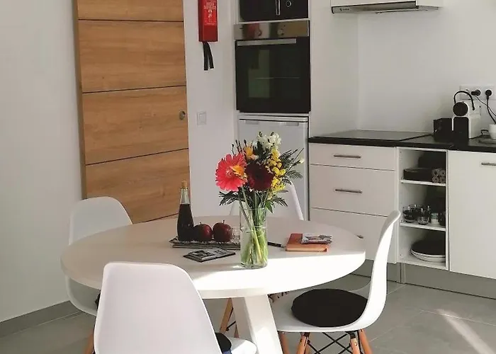 Alojamento de Acomodação e Pequeno-almoço Quinta Da Pêra Rocha 3*